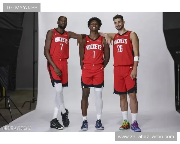 火箭队与雷霆队比赛的现场直播完整报道 火箭队与雷霆队比赛的现场直播完整报道